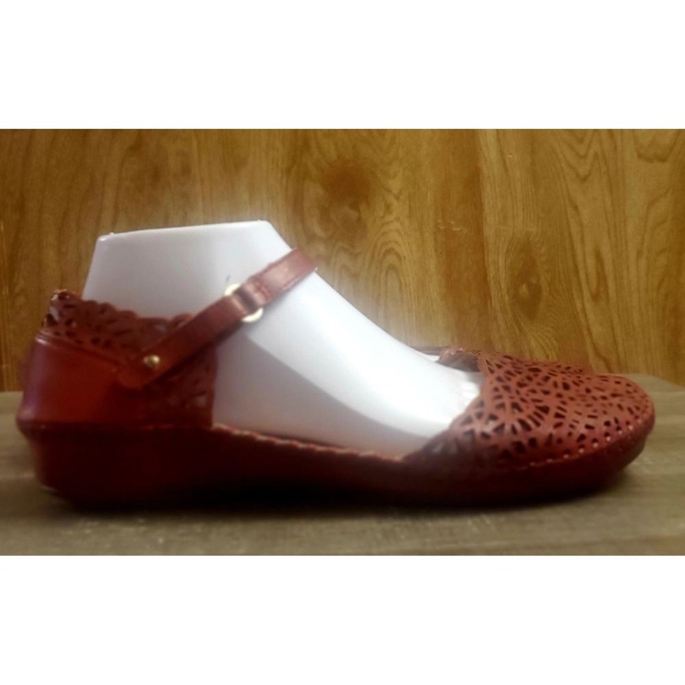 PIKOLINOS Red Leather Perforated Slingback Sandals